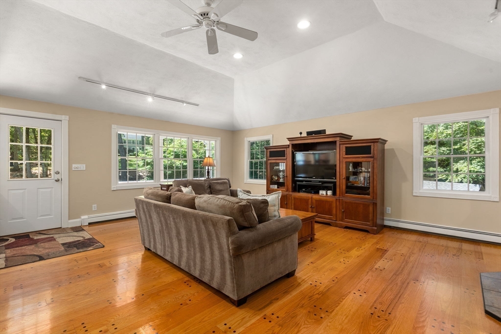 61 Old Orchard Rd