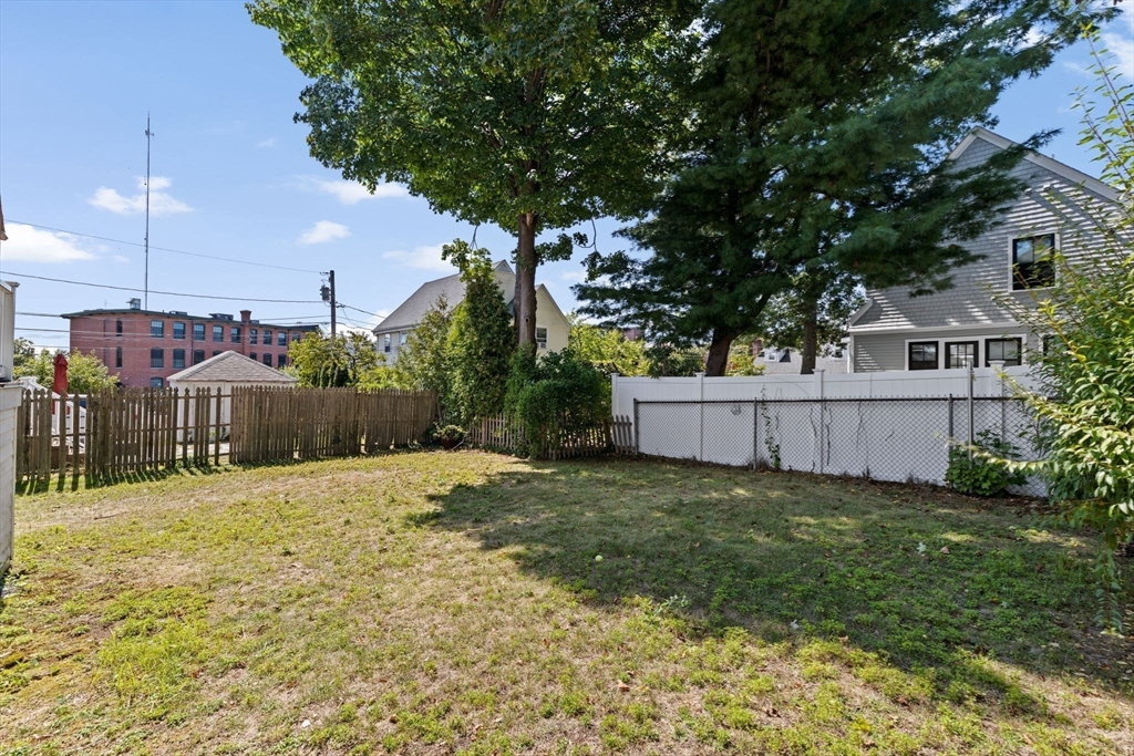 51 Linden St