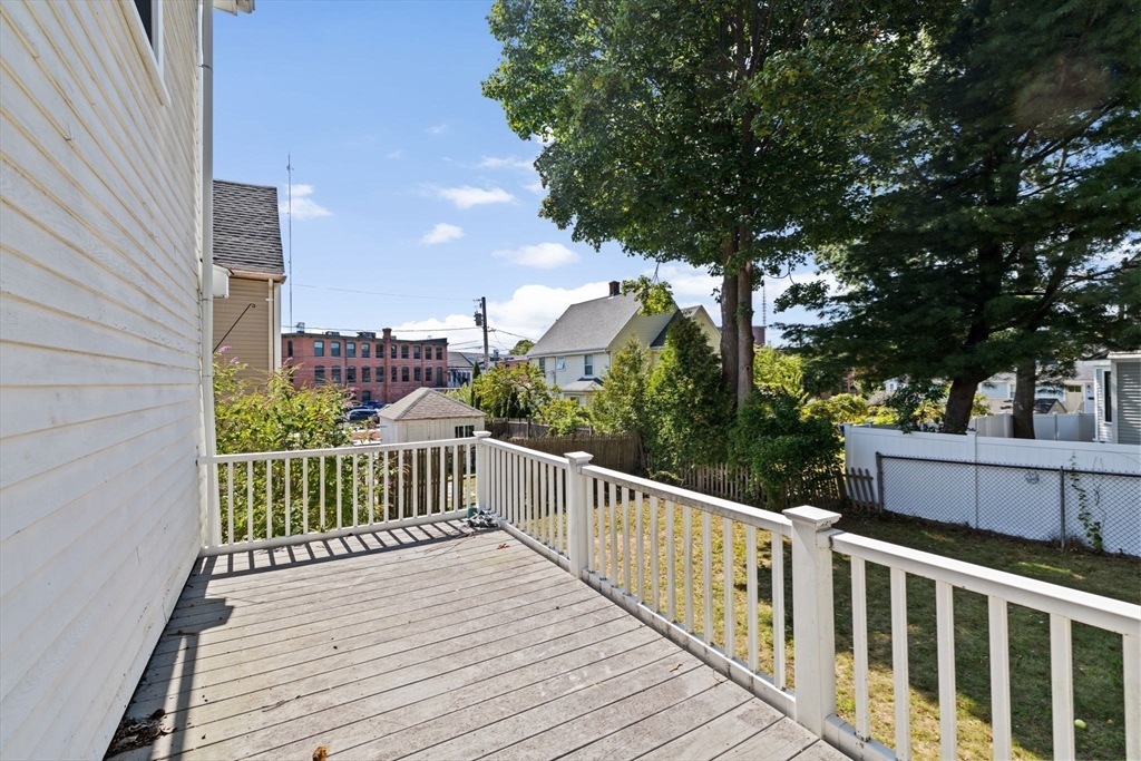 51 Linden St