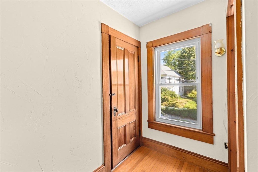 51 Linden St