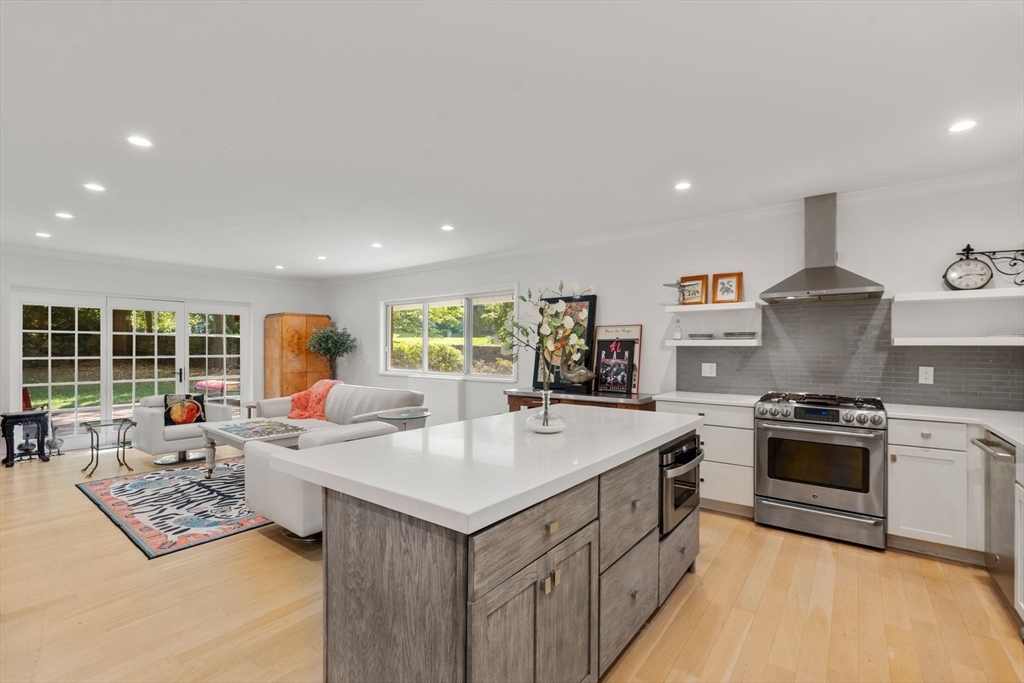 18 Chestnut Pl # 18