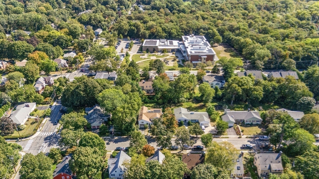 15 Allen Ave