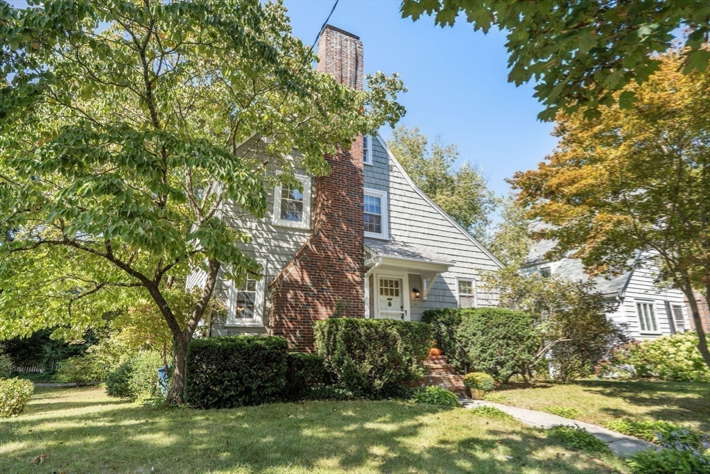 15 Allen Ave