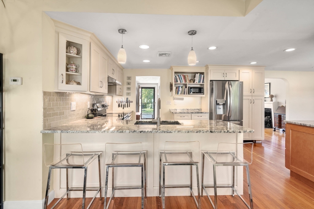 33 Joseph Rd