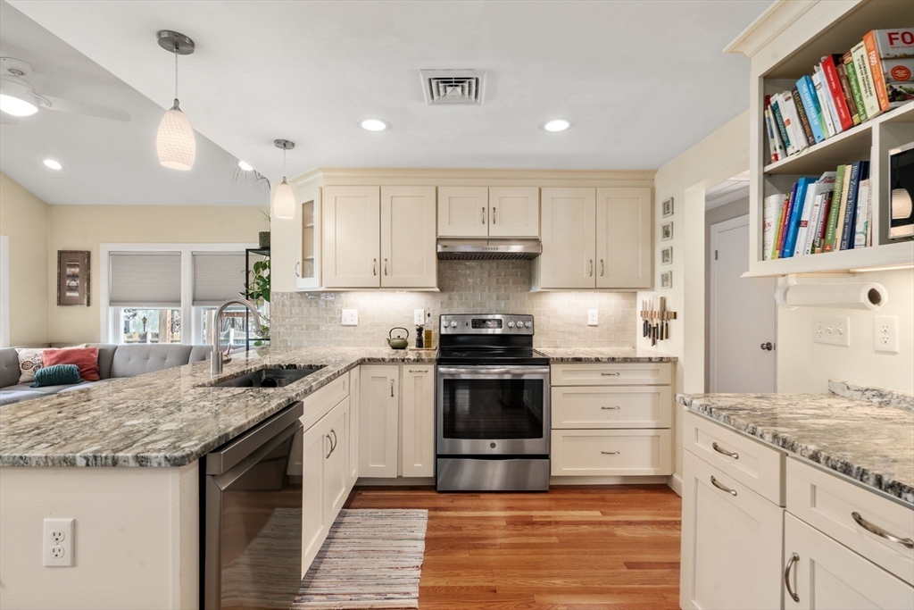 33 Joseph Rd