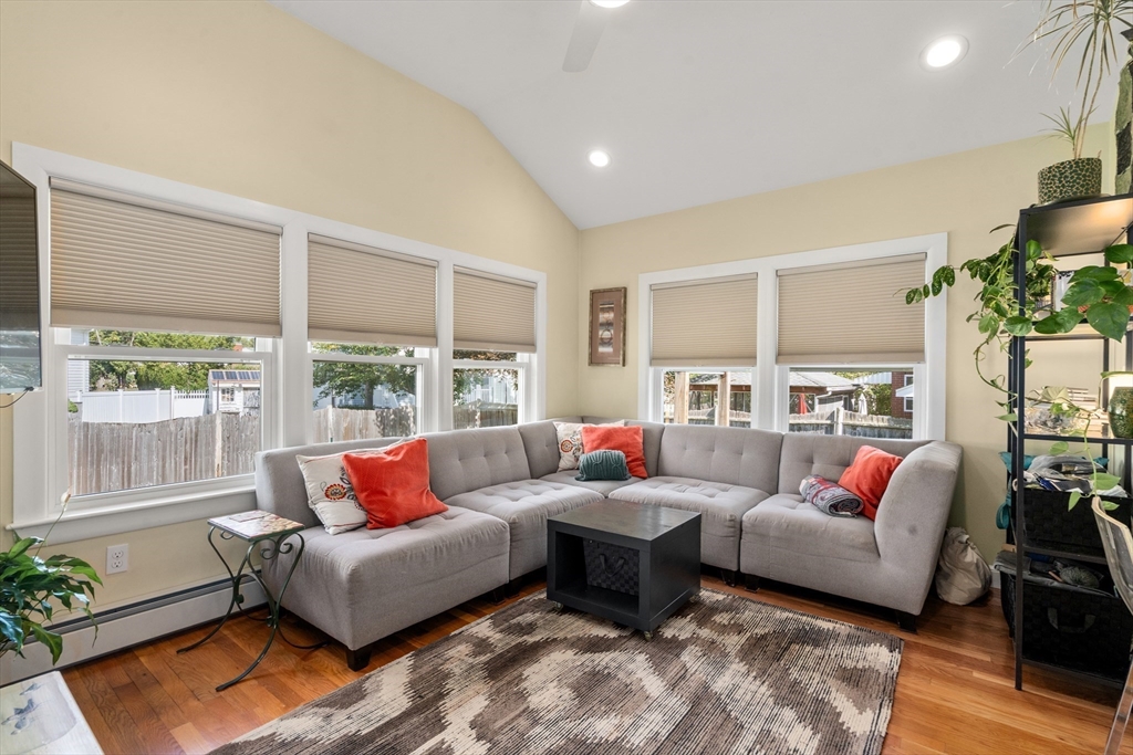 33 Joseph Rd