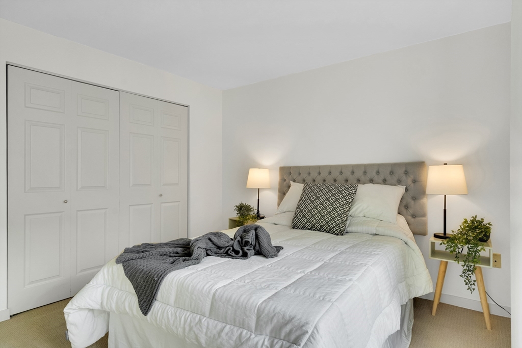 183 Oak Street # 205