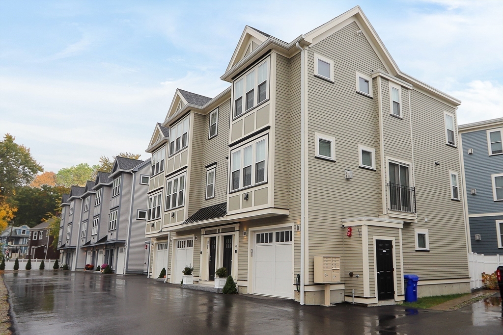 49B Coffey St # B