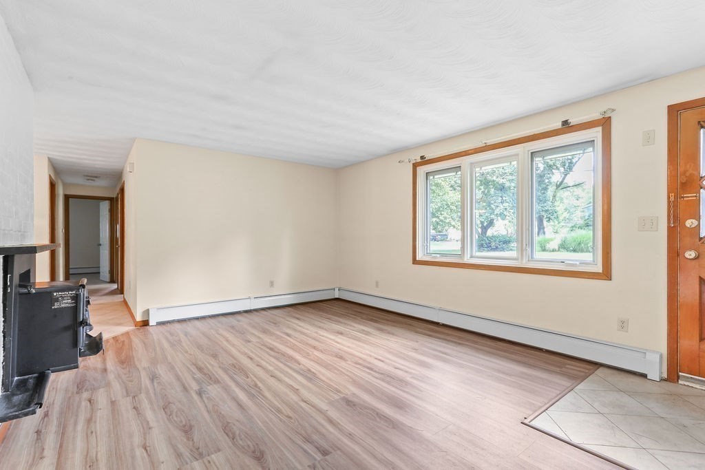 3 Merrill Dr