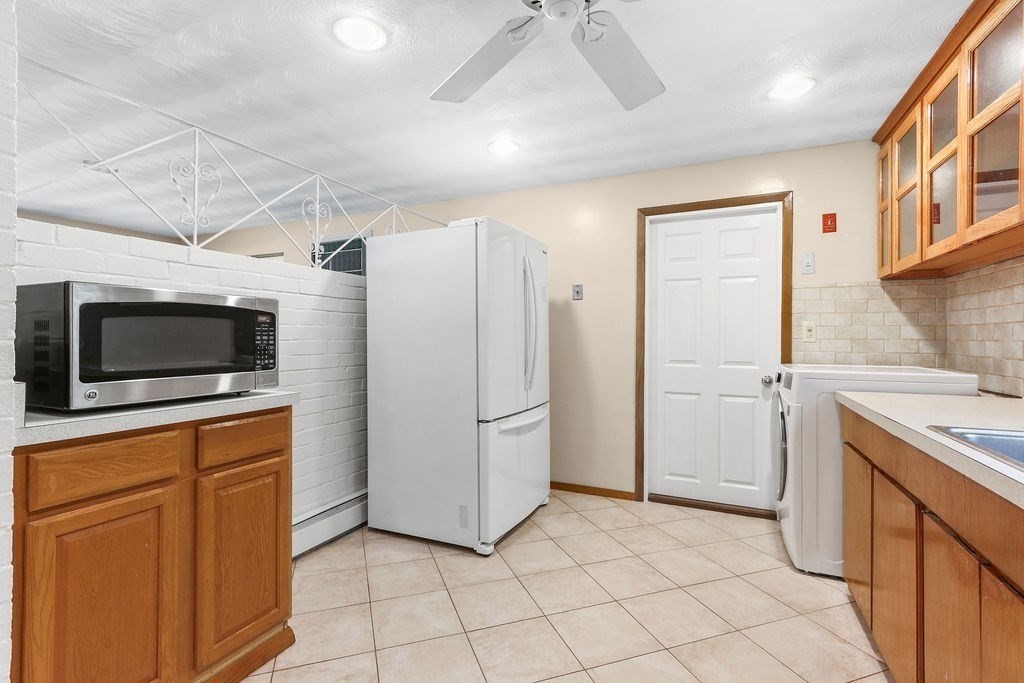 3 Merrill Dr