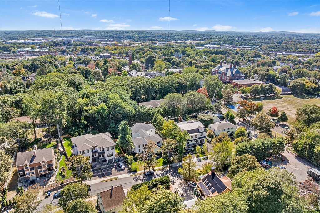 102 Thurston Rd # 100