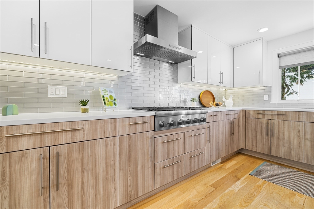 102 Thurston Rd # 100