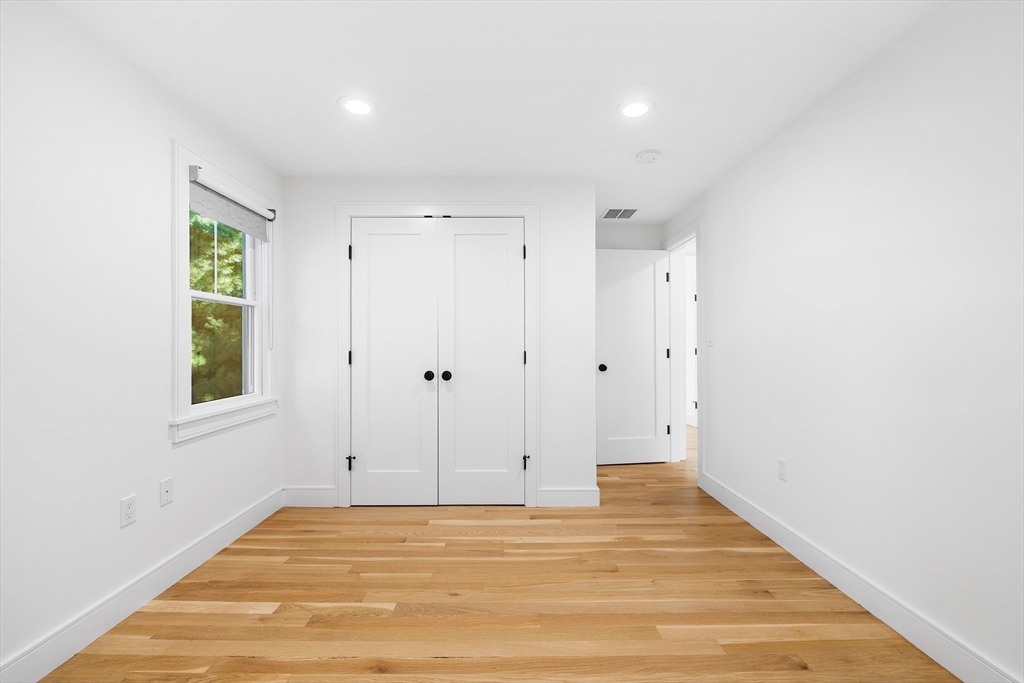 102 Thurston Rd # 100