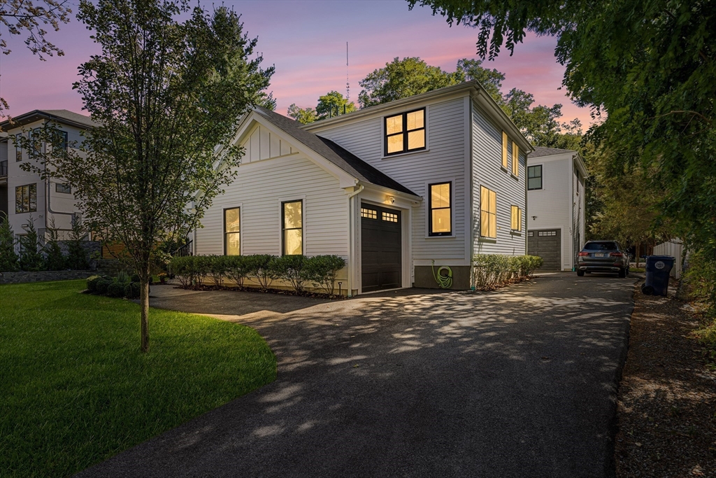 102 Thurston Rd # 100