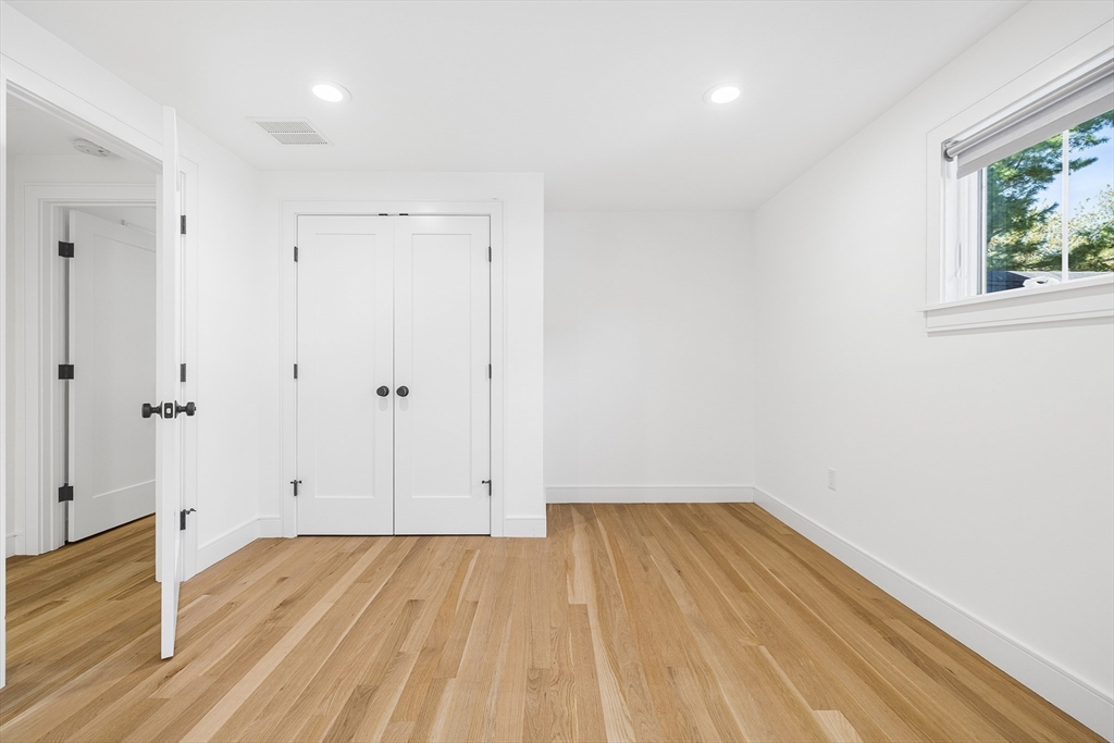 102 Thurston Rd # 100