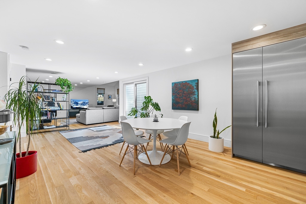 102 Thurston Rd # 100