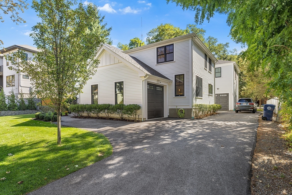 102 Thurston Rd # 100