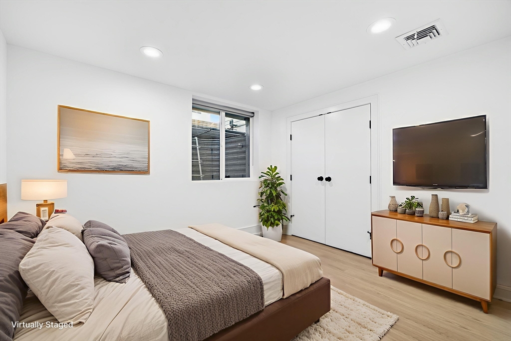 102 Thurston Rd # 100