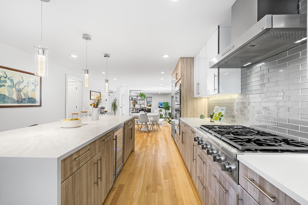 102 Thurston Rd # 100