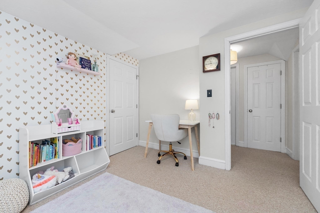 32 Chester Brook Road