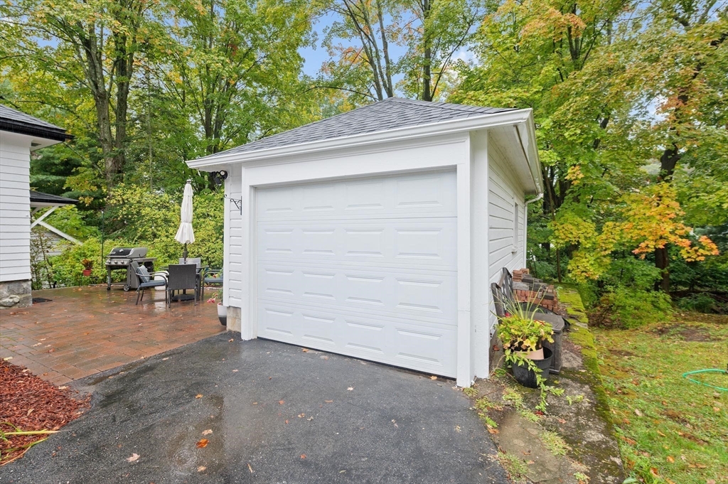 32 Chester Brook Road