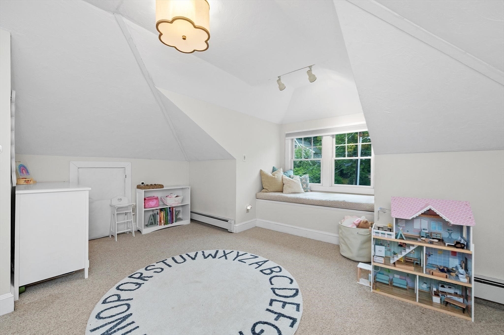 32 Chester Brook Road