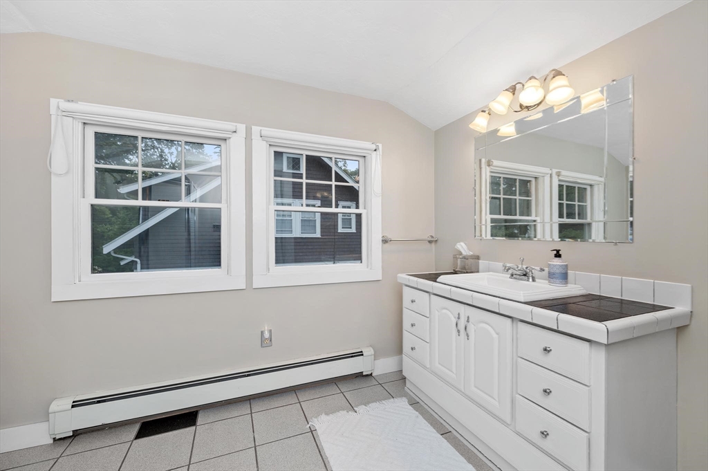 32 Chester Brook Road