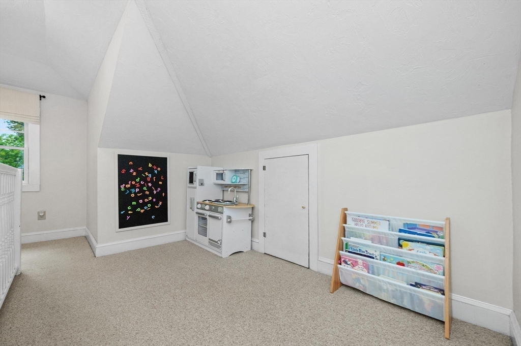 32 Chester Brook Road