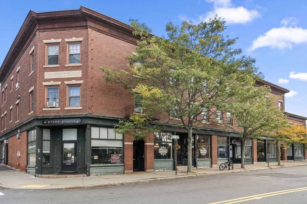 51 Pettee St # 11