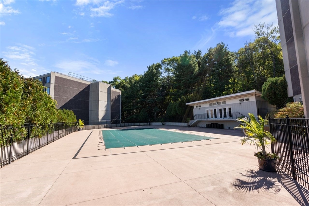 1500 Worcester Road # 202