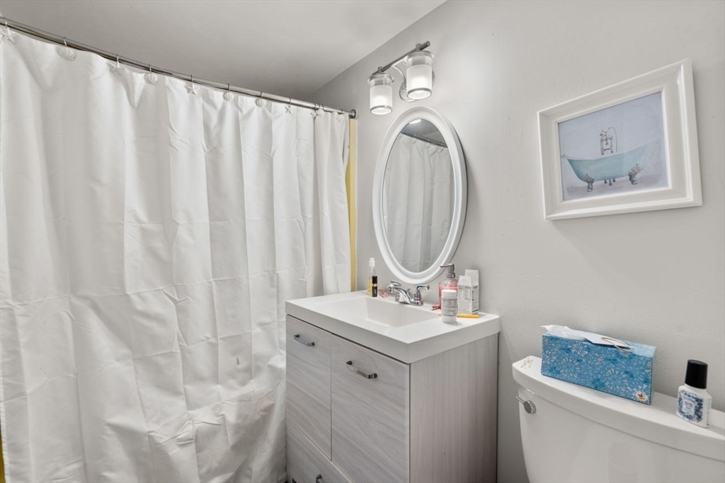 1500 Worcester Road # 202