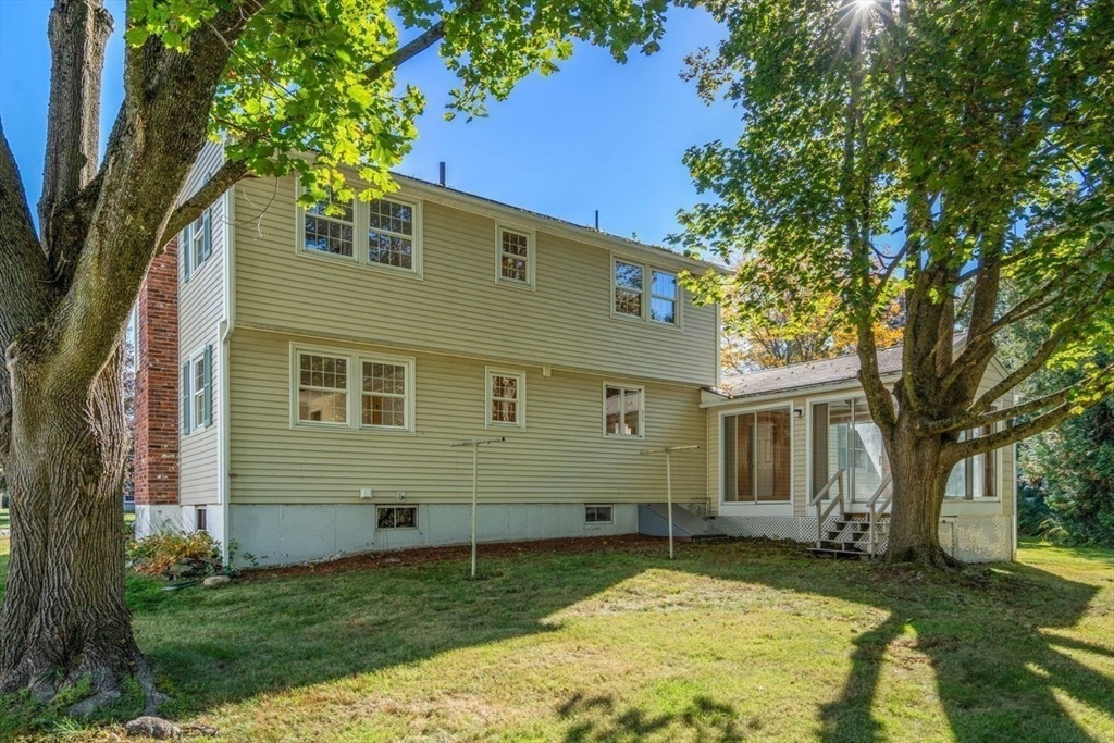 99 Lincoln Lane