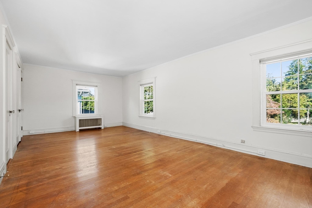 73 Elmore Street