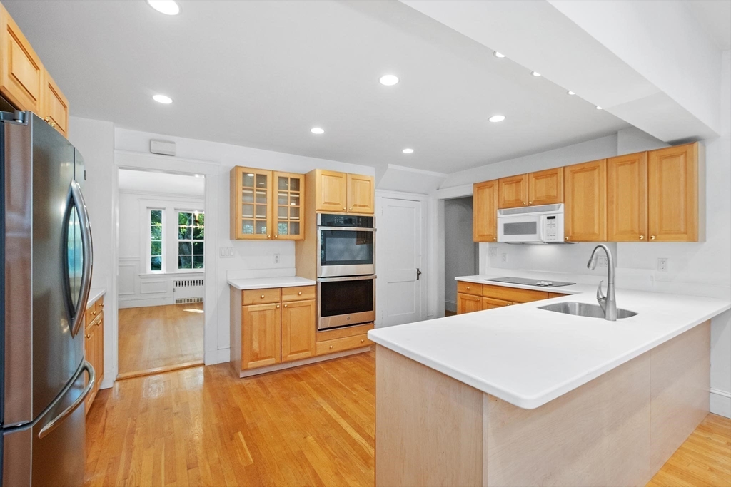 73 Elmore Street