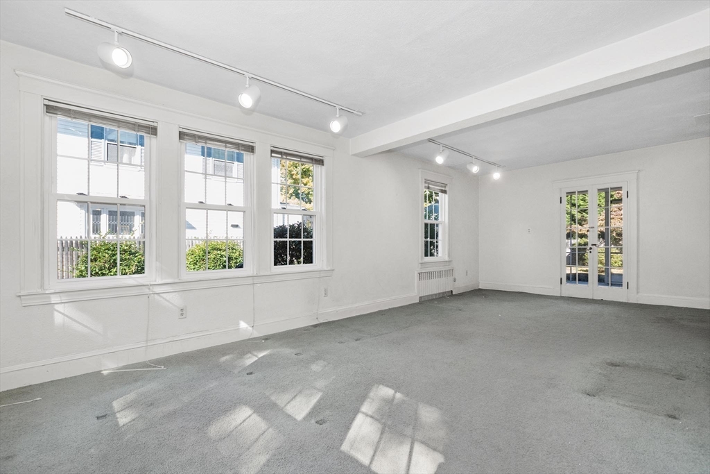 73 Elmore Street