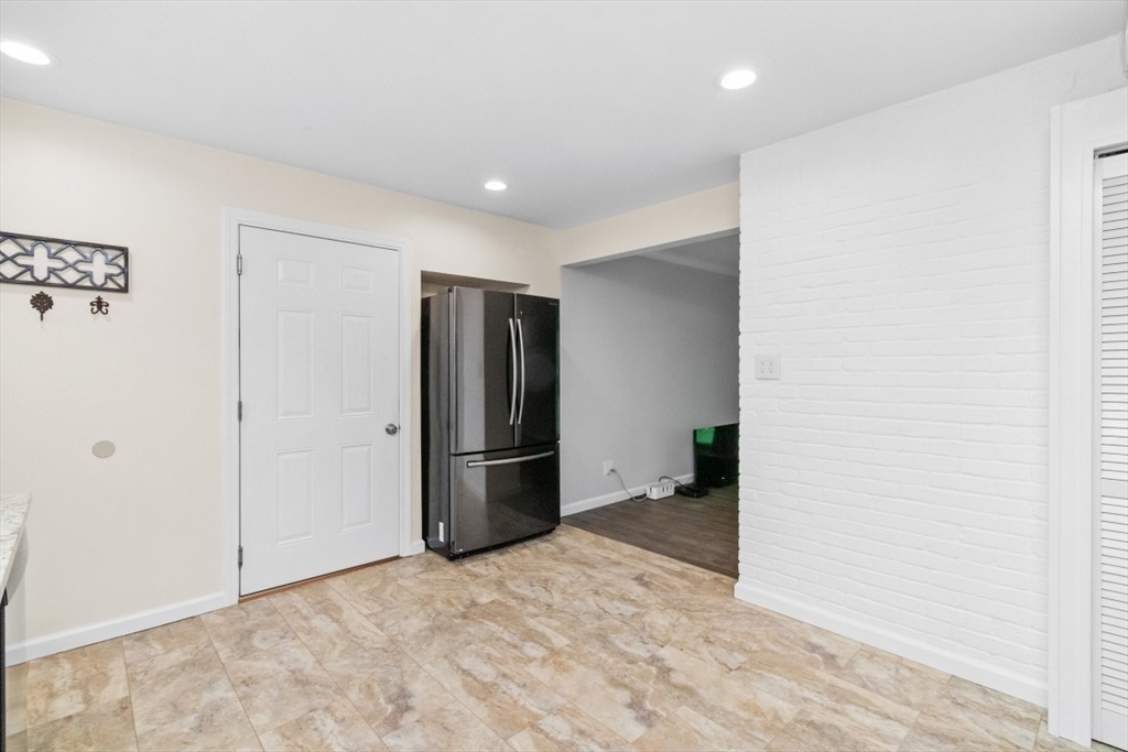 36 Porter Rd