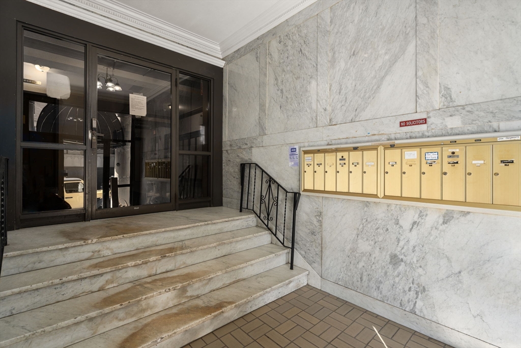 2 Sutherland Rd # 35