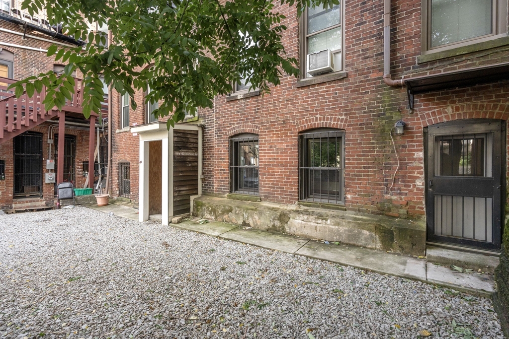 166 F St # 1