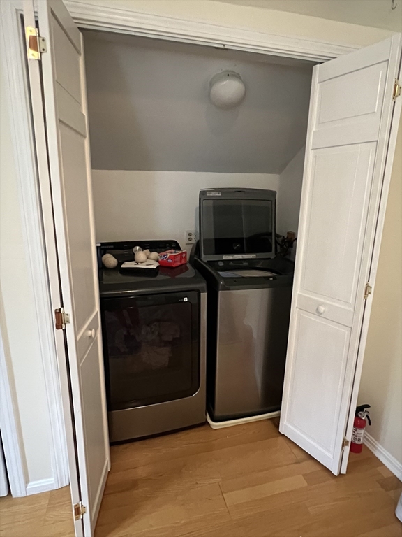46 Auburndale Ave # 46