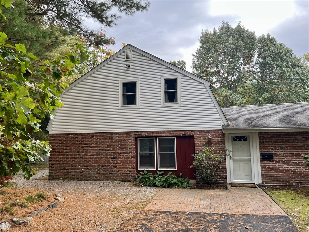 46 Auburndale Ave # 46