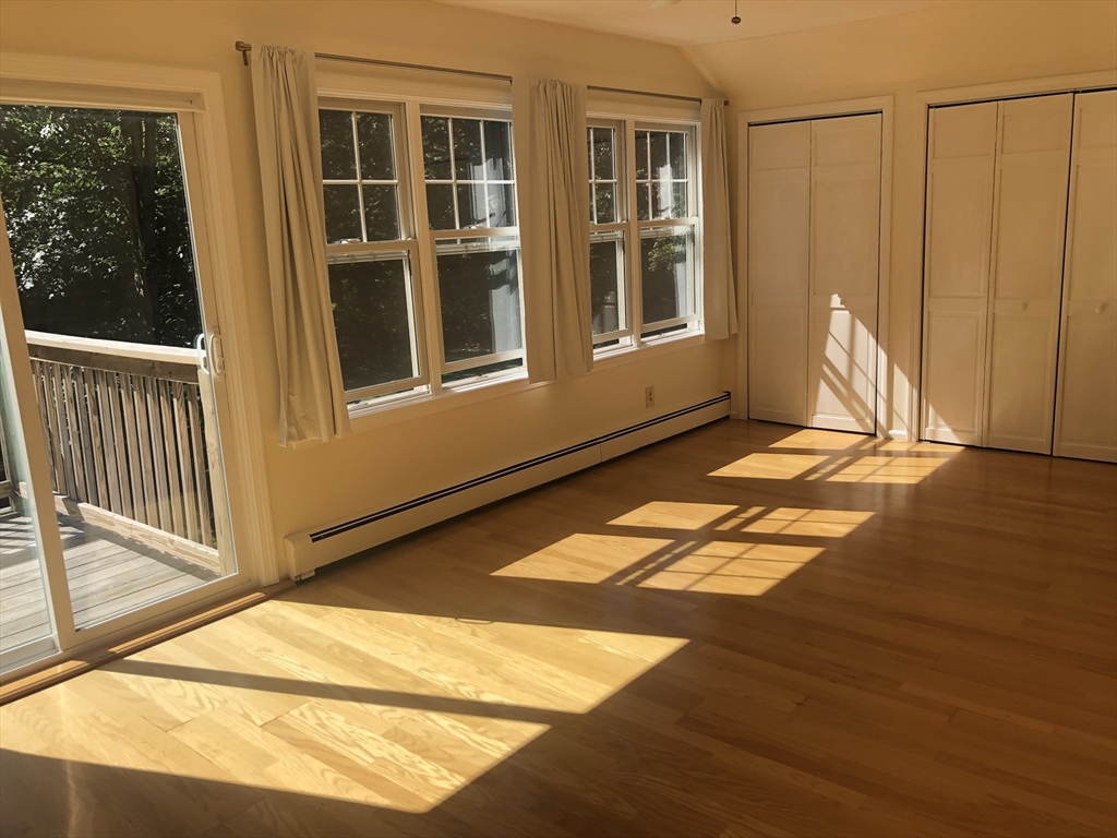 46 Auburndale Ave # 46
