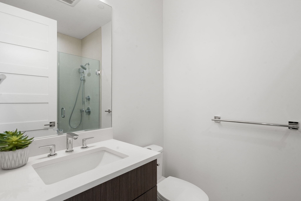 956 Walnut Street # 6