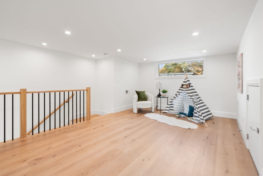 956 Walnut Street # 6