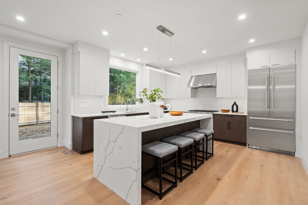 956 Walnut Street # 6