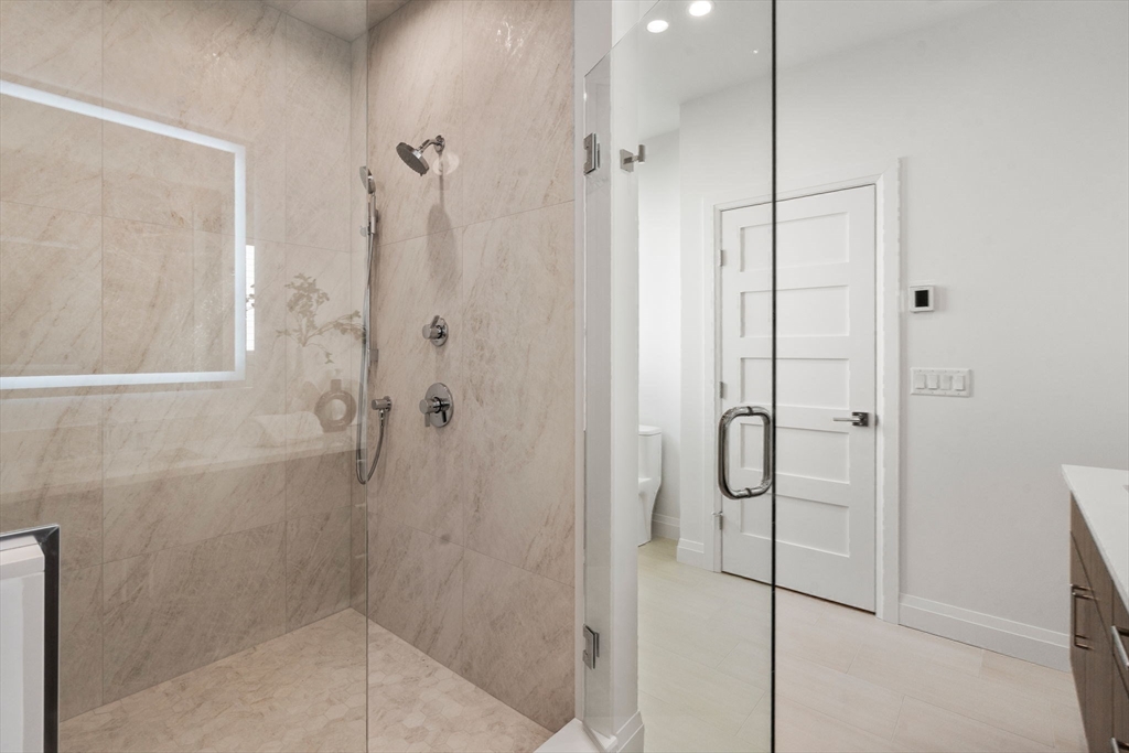 956 Walnut Street # 6