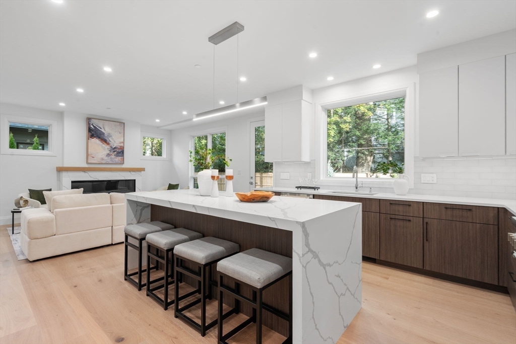 956 Walnut Street # 6