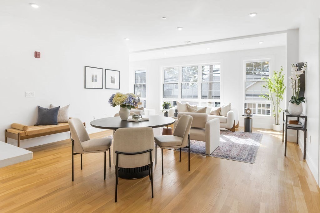 272 Lincoln Street # 103