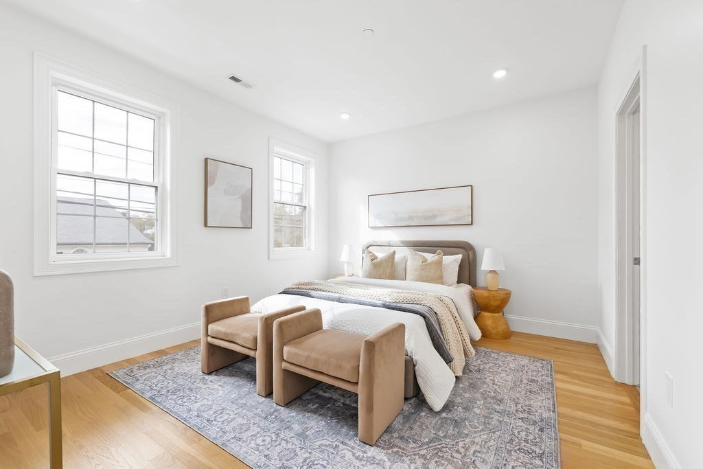 272 Lincoln Street # 103