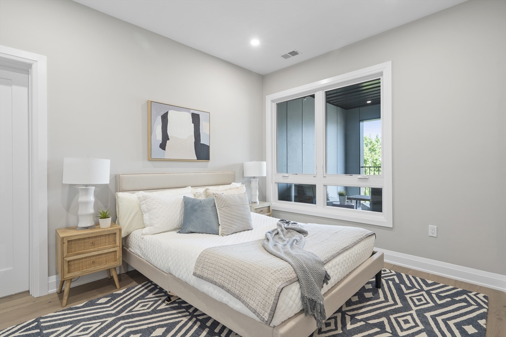 44 Ellery # 203