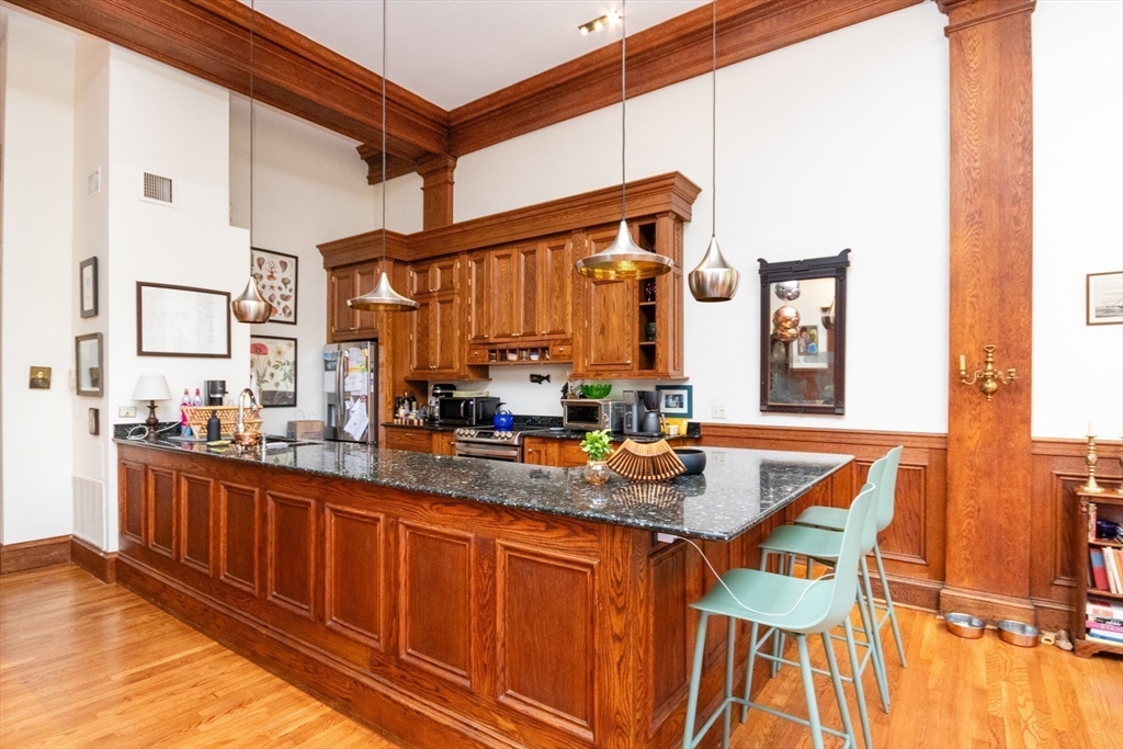 28 Seaverns Ave # 8